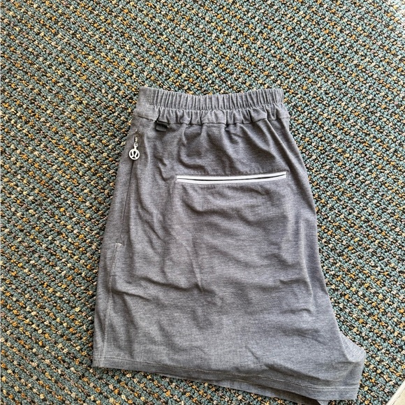 Lululemon City Skort - Picture 4 of 6